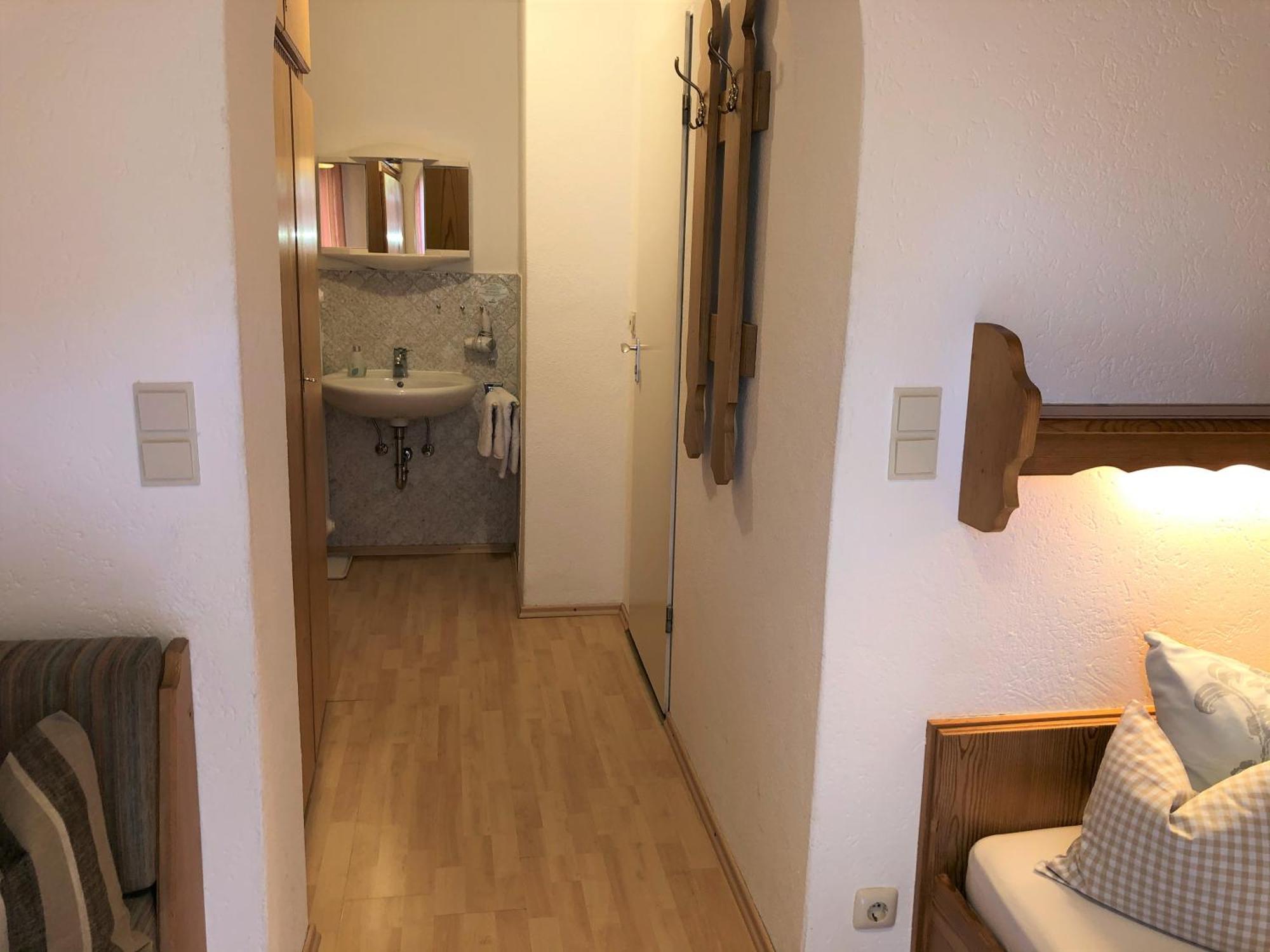 Gaestehaus Am Kurparkweg Hotel Reit im Winkl Szoba fotó